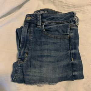 American Eagle Super Hi Rise Jegging 6 Short